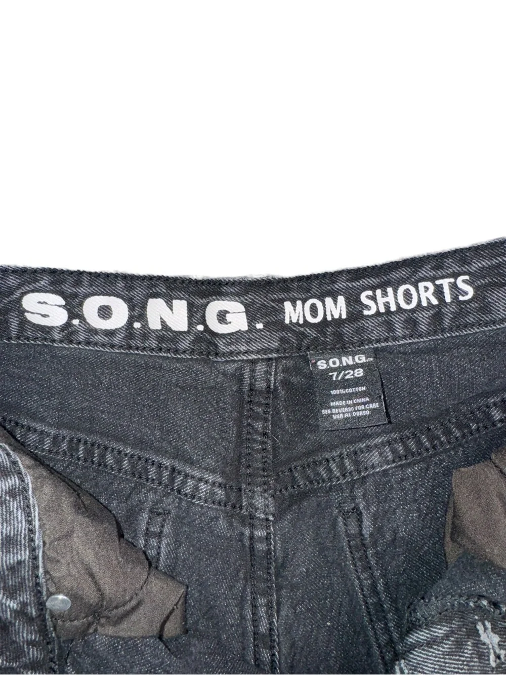 S.O.N.G. Mom Shorts Womens 7/28 Black Denim Distressed Frayed High Rise Button